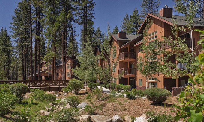 Round Hill Village Resort | Charming Lodge-Style Resort with Something to do in Every Season!