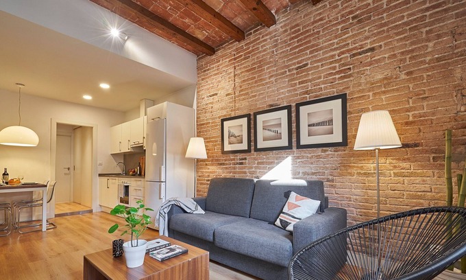 el Camp d'en Grassot i Gracia Nova Apartment | Charming & Modern Apt in Trendy Gracia 3PP by MyRentalHost