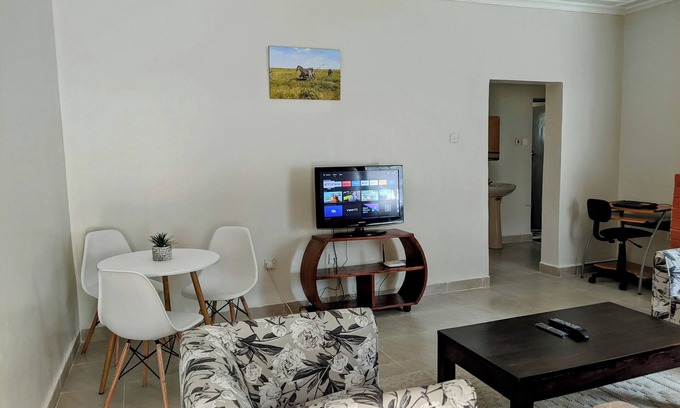 Ngong House | Charming, private and secure 2-bedroom guest bungalow in Ngong with WiFi