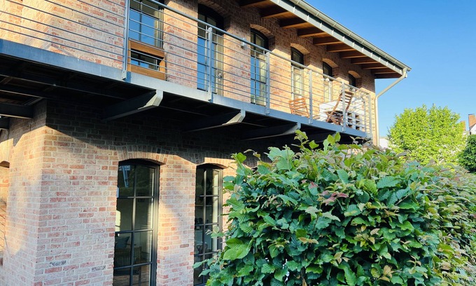 Osnabrueck Condo | Charming rear building near the old town