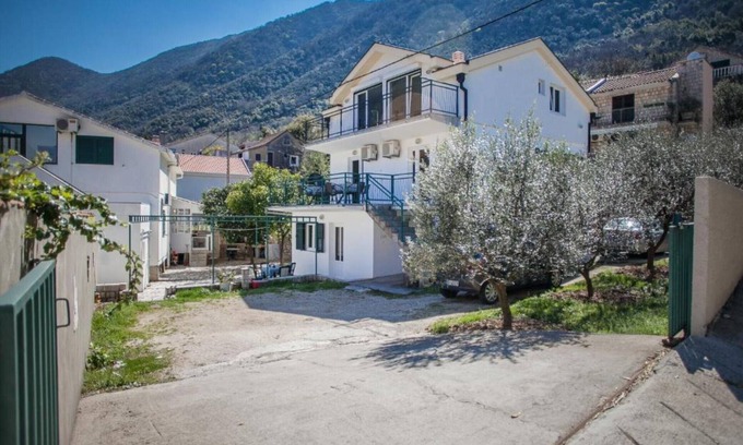 Kotor Municipality Apartment | Charming Seaside Escape in Kotor - One Bedroom Apartment with Sea View 1