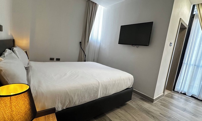Bole Bed & Breakfast | Charming Stay + breakfast 103