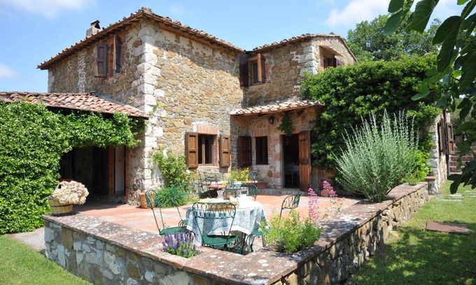 Cignano Other | Charming Stone Villa with Pool in the heart of the Chianti countryside in Siena.