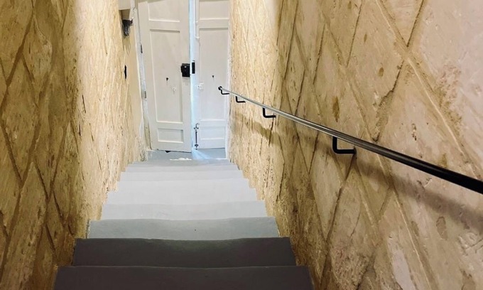 Floriana Apartment | Charming studio with WiFi and AC in enchanting Il-Furjana