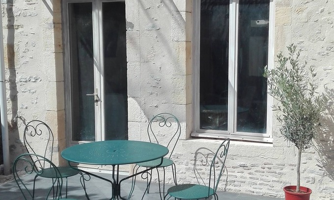 Saint-Amand-Montrond House | Charming town center house with garden