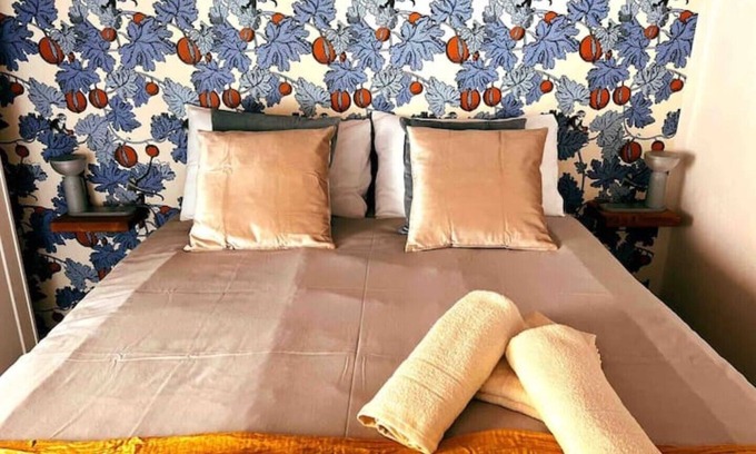 Pisa City Centre House | Charming Tower House in the center of Pisa.