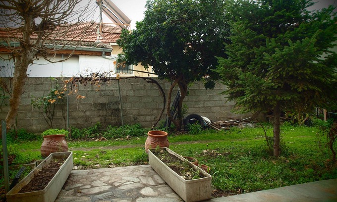 Trikala Apartment | Charming Trikala Apartment With Garden & Central Heating