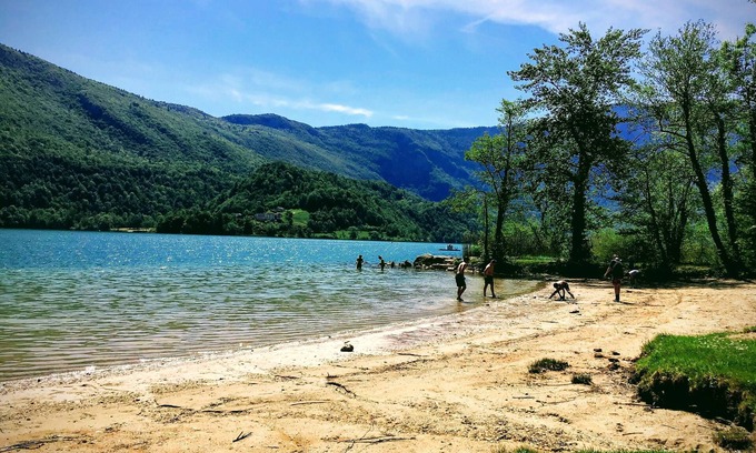 Entre-deux-Guiers Ski Chalet | Chartreuse Chalet Private Apartment with 360’ mountain views