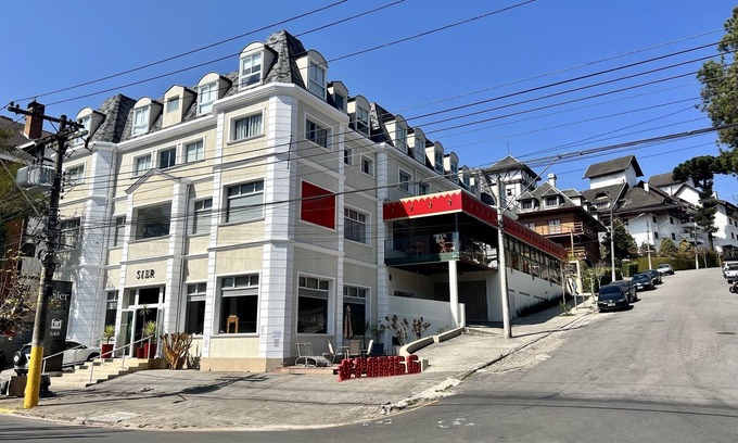 Capivari Apartment | Chateau Campos do Jordão