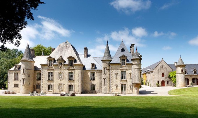 Yvetot-Bocage House | Chateau de Servigny