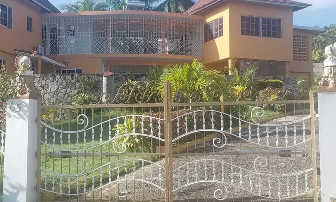 IronShore Estates Apartment | Chaudhry House Villa Montego Bays n