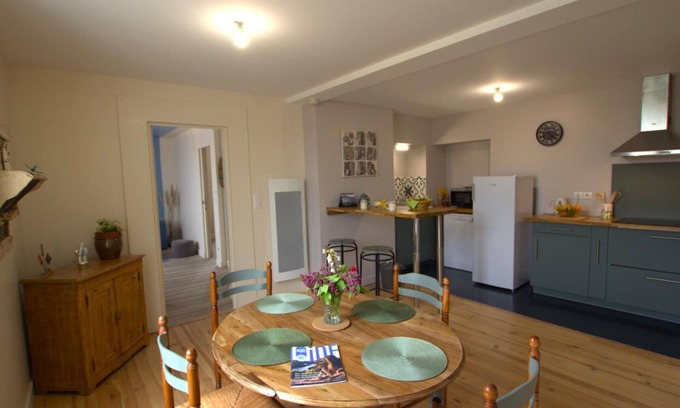 Chazelles-sur-Lyon Apartment | Chazelles-sur-Lyon: Cozy apartment with Wi-Fi, terrace, and pleasant living room