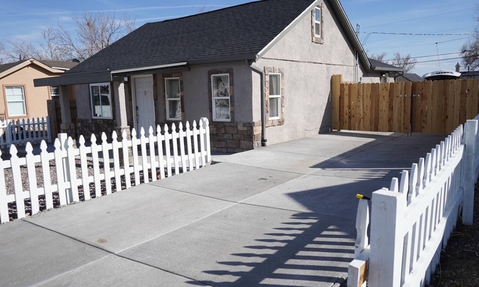 Berkley House | Check this house out! It has a Hot Tub, Gas Fire Pit and Corn Hole!