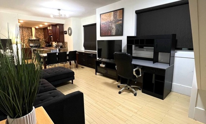 Saskatoon House | Cheerful 4beds home in Exhibition area(10% off over 30D)