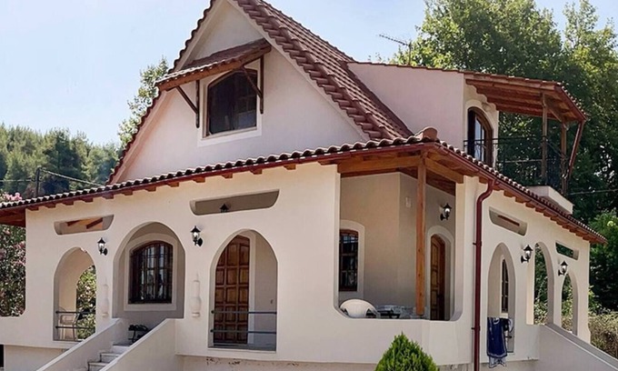 Aravissos Villa | Cheerful villa in the genuine part of Greece