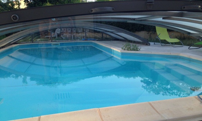 Saint-Jean-de-Vedas House | Chez Alain T2 pool side Montpellier 3kmmer available all year round