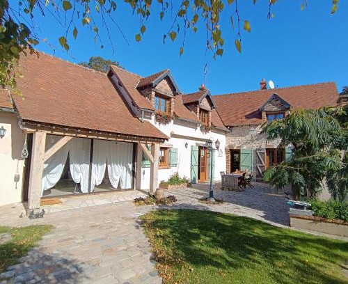 Bois-Herpin Bed & Breakfast | Chez Eric et Nath