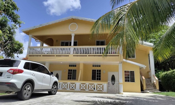 Gros Islet Apartment | Chez Moi - Cozy Family Friendly Getaway Apartment