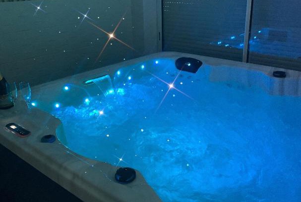 Altviller Apartment | Chez SOPHIE, logement avec jacuzzi et salle cinéma
