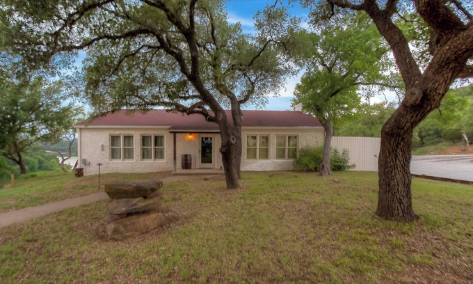 Mineral Wells Cabin | Chic 2,200 Sq. Ft. Riverfront Casita Sleeps 8 Stunning Views + Rustic Charm