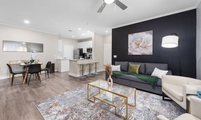 McDowell Mountain Apartments Apartment | Chic 2BR Pool Gym Parkng Near Mayo Clnc Westwrld