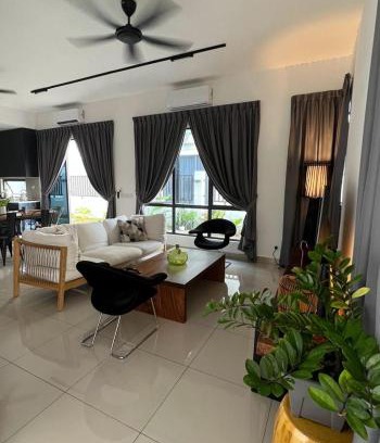 Desaru House | Chill-out @ SiRaM-MaRiS, Desaru (5 mins to beach)