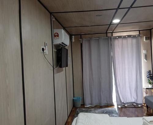 Kampung Banat Bawah Hotel | Chinta chinta cottage kabin 2