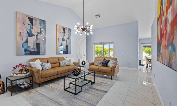 Pelican House | Chiquita's Sunset, a modern escape in Cape Coral