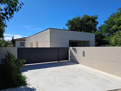 Castello d'Aviano House | cHome