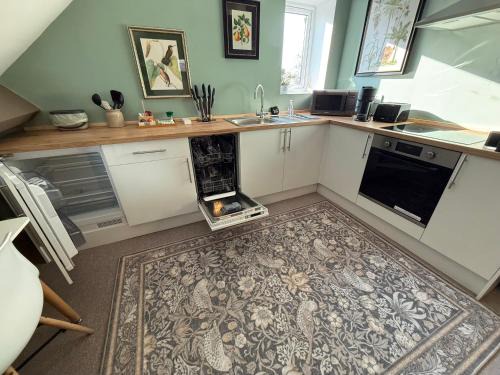 Chorlton-cum-Hardy Apartment | Chorlton Stylish & Convenient