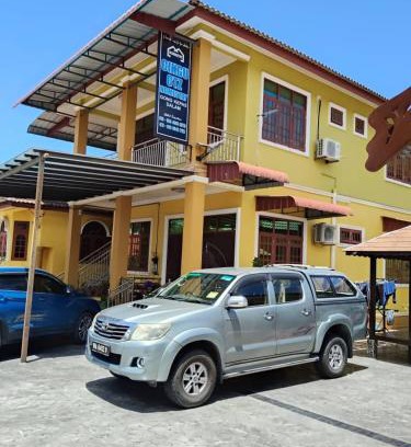 Kampung Gong Kempas House | Cikgu CTZ Homestay A