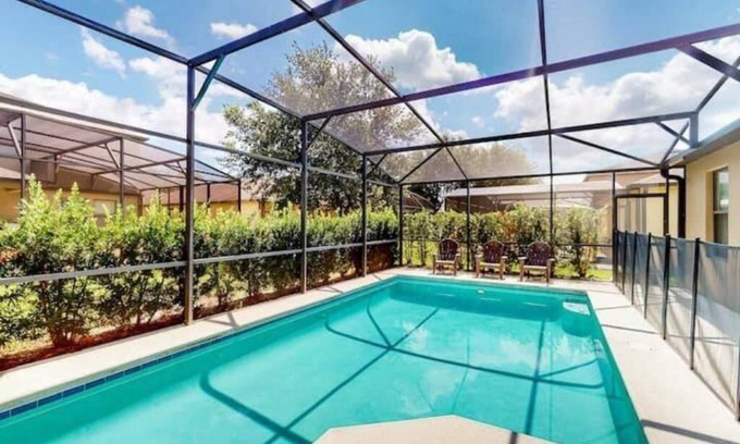Thousand Oaks House | Cinderella's Get-A-Way