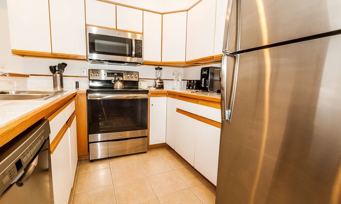 Mountain House Condo | Cinnamon Ridge #113 Building C by Summit County Mountain Retreats