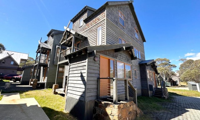 Dinner Plain House | Cipressa