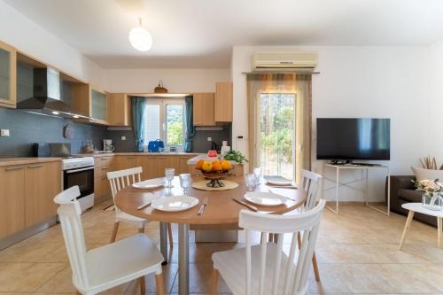 Fodele Apartment | Citrus Garden Home in Fodele