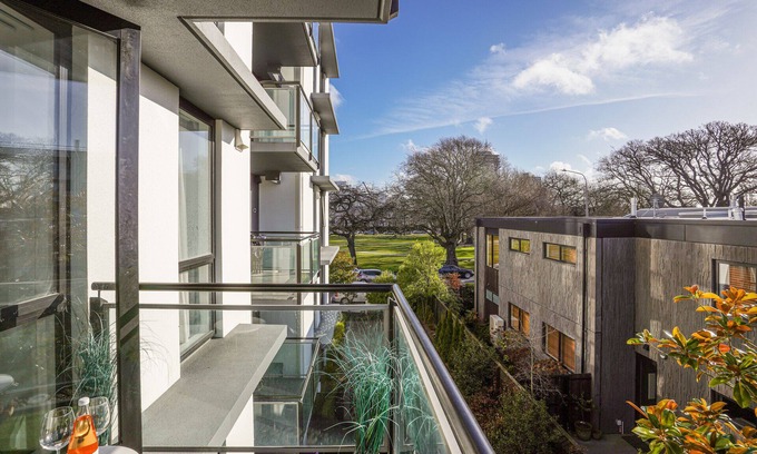 Christchurch City Centre Cottage | City Park Retreat - Christchurch Holiday Apartment