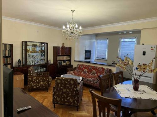 Alaverdi Apartment | Clara