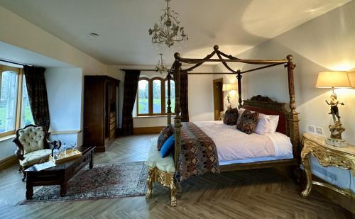 Claregalway Bed & Breakfast | Claregalway Castle