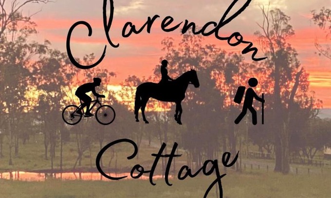 Clarendon House | Clarendon Cottage, near Lowood , Fernvale, right on the BVRT