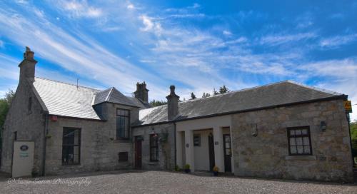 Dunfermline House | Clarke Cottage Guest House
