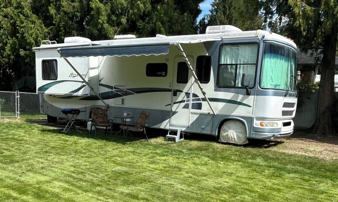 Sicamous House | Class A RV on Tree Streets