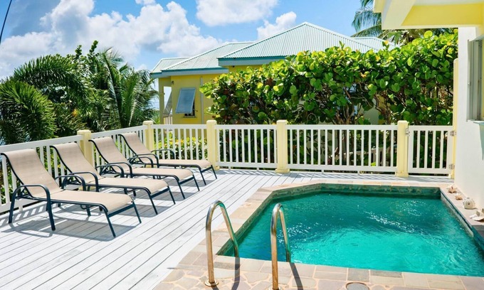 Frigate Bay Villa | Classic Caribbean villa wt private pool and ocean view