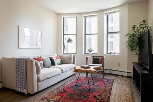Downtown Boston Apartment | Classic Downtown Loft Style Apartment