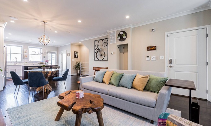 Trinidad Apartment | Classy 2BR Parking Tesla Charger