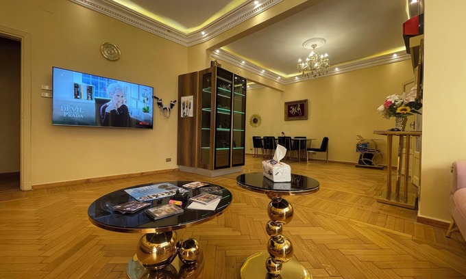 Al-Waili Apartment | Classy area in Cairo Downtown "Garden City" mins to Nile and Tahrir Square