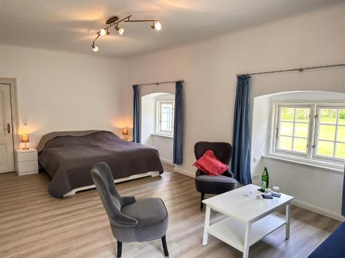 Emkendorf House | Claudius-Zimmer Emkendorf