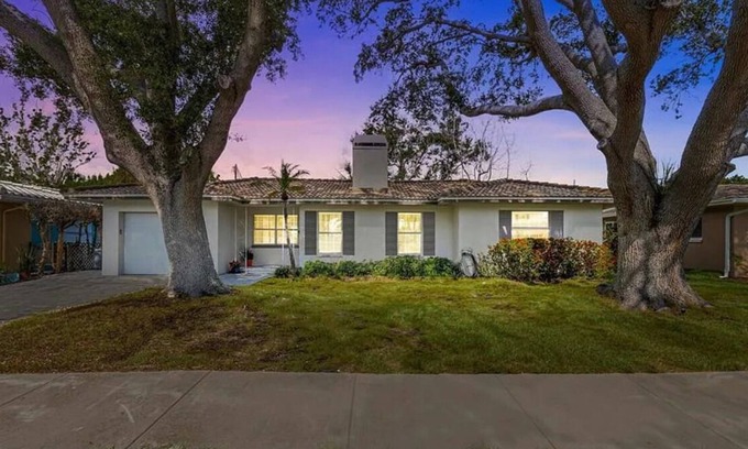 Bay Esplanade House | Clearwater Beach Oasis w/Pool and Spa