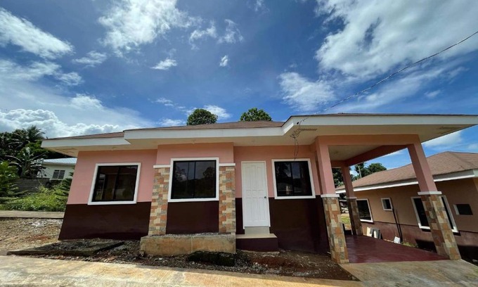 Dipolog House | Clementine’s Villa House