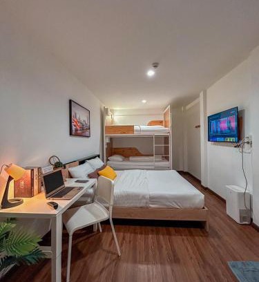 Asoke Hostel | Click Hostel