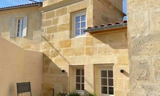 Merignas House | "Clos Aurelia" charming and stylish gîte near St Emilion and Sauternes